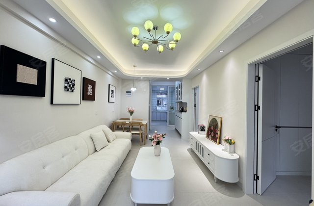 万和大厦小区3室2厅100㎡30.5万二手房图片