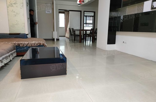 康欣花园3室2厅113㎡150万二手房图片