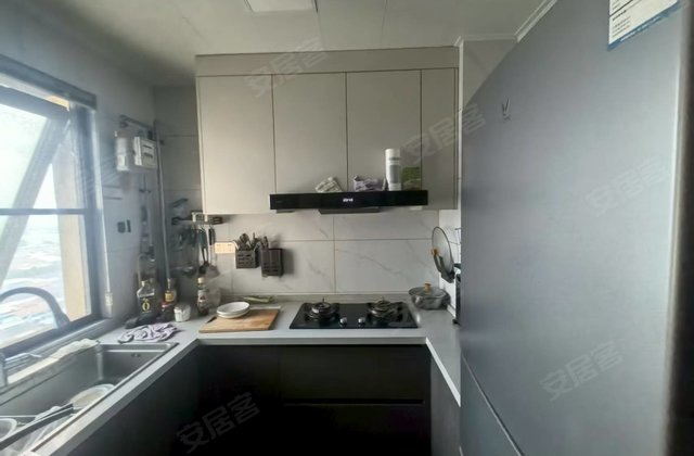 中梁济源府3室2厅128㎡108万二手房图片