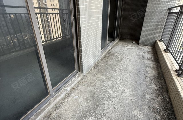 保利中央公园3室2厅97㎡53.8万二手房图片