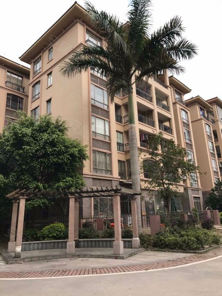 君怡花园(三角镇)