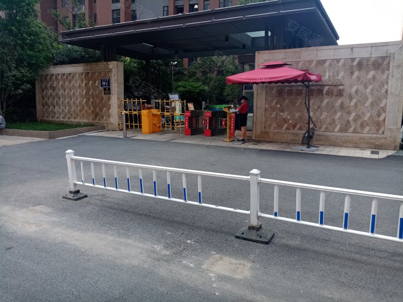 绿都紫荆华庭佳园