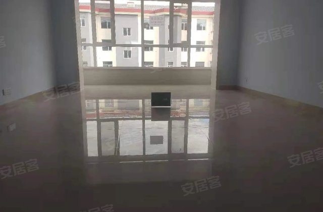 时代广场2室2厅116.4㎡45万二手房图片
