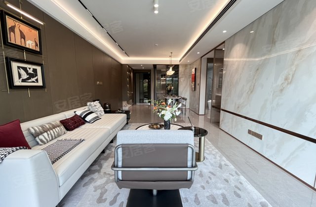 八一小区3室2厅123.92㎡133万二手房图片