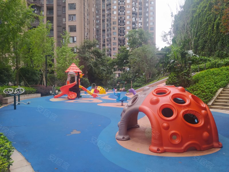保利江上明珠乐园