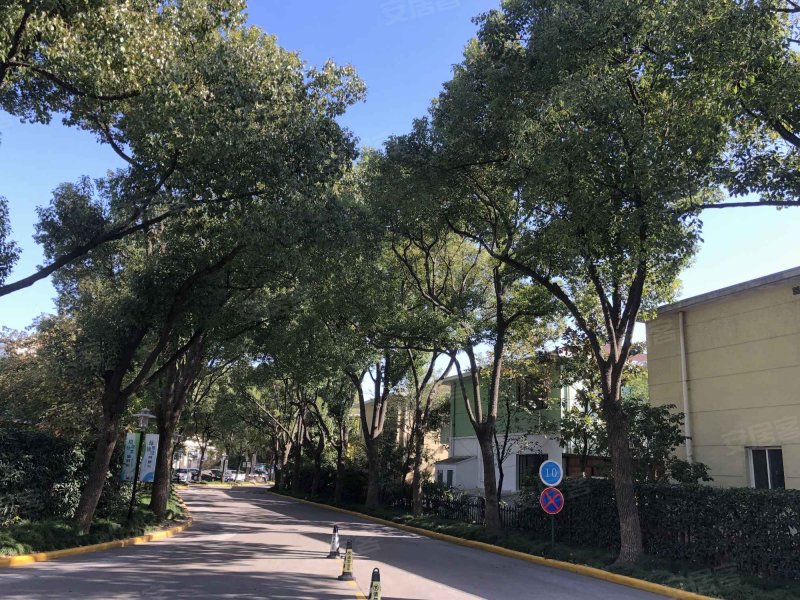 久事西郊花园(公寓住宅)