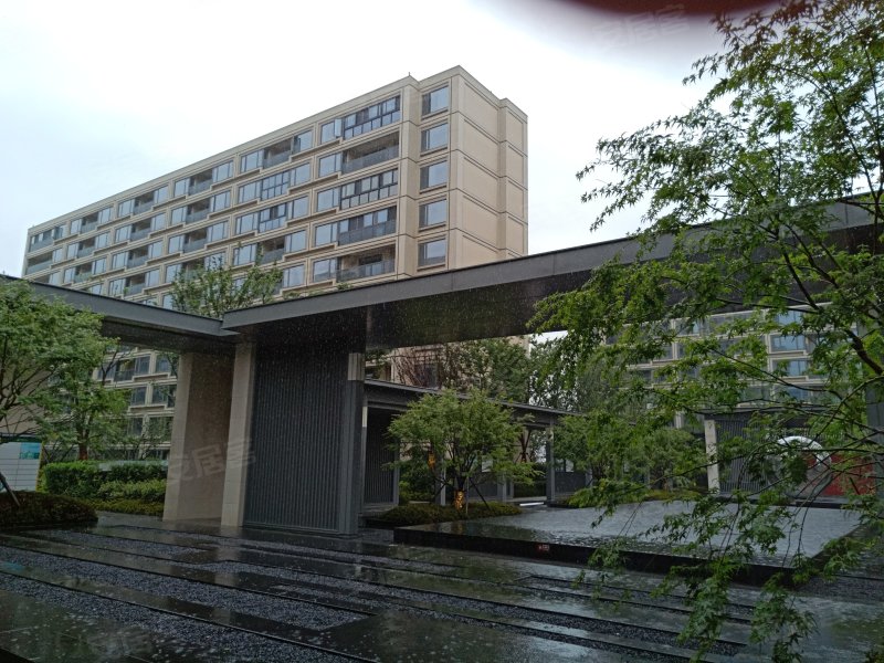 宁波轨道绿城杨柳郡