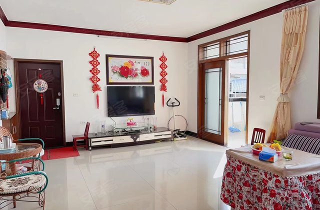 环城公寓3室2厅140.8㎡50万二手房图片