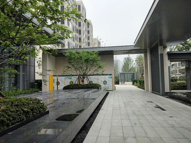 宁波轨道绿城杨柳郡