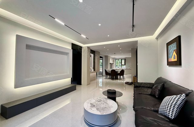 经典温哥华3室2厅135.09㎡100万二手房图片