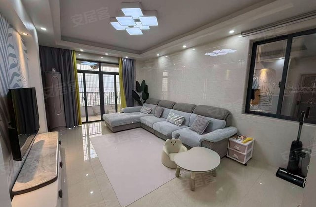 富临国际3室2厅83㎡88万二手房图片