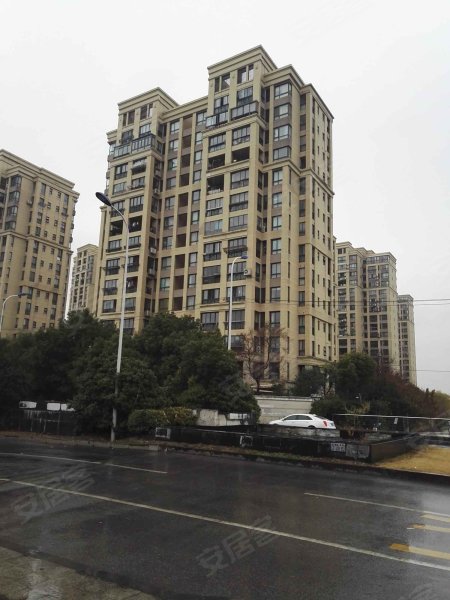 保利林语溪(公寓住宅)