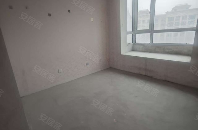 中南世纪花城三期3室2厅126.11㎡120万二手房图片