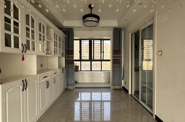 一品国际花园3室2厅136.8㎡59万二手房图片