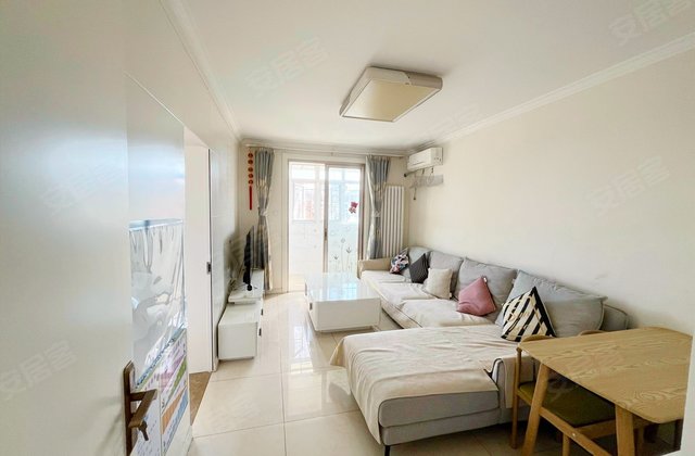 罗江西里3室1厅70.28㎡118万二手房图片