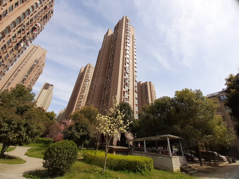 绿地镜湖世纪城凯旋豪庭南区