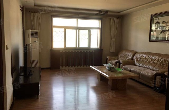 立新小区3室2厅138㎡100万二手房图片