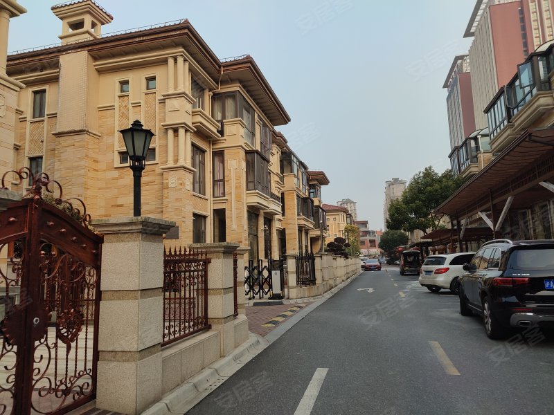 华钜御庭(三期别墅)