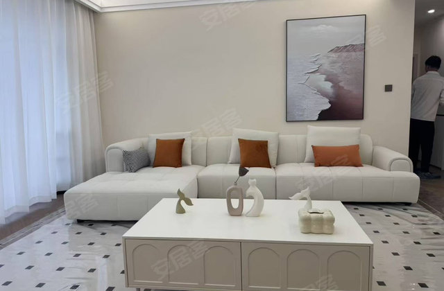 临沧市水务局宿舍4室2厅127㎡73.8万二手房图片