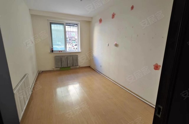 官电小区1室1厅40㎡21万二手房图片