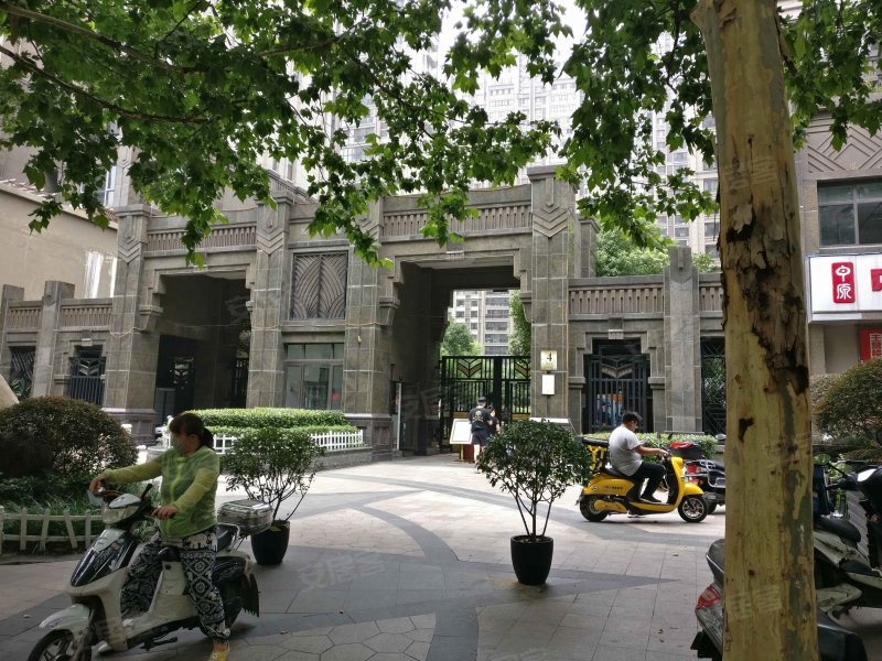 中海凤凰熙岸(一期),清凉门大街1号-南京中海凤凰熙岸(一期)二手房
