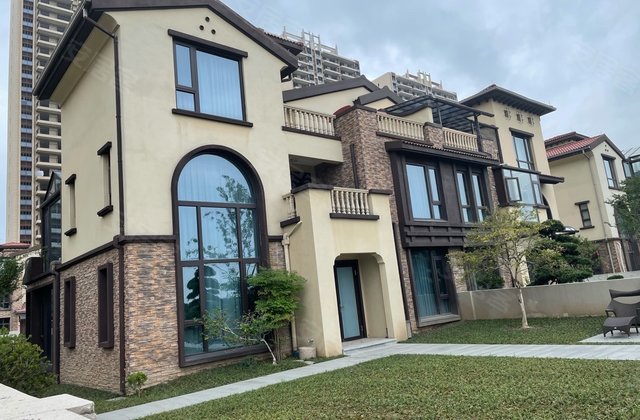 金海湾半岛花园别墅