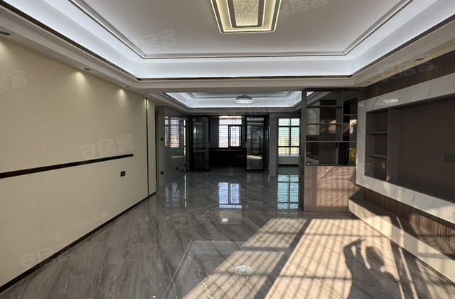 西陇侨沁园4室2厅155㎡52万二手房图片