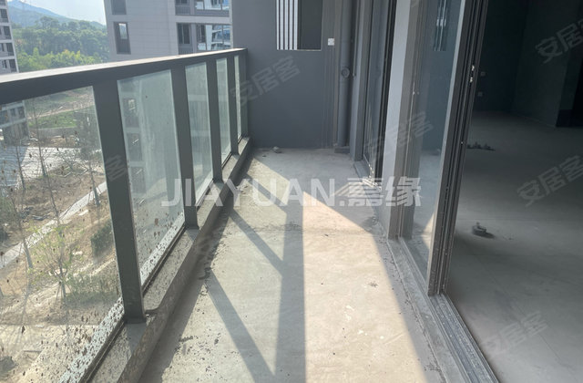 中天中腾云上名邸4室2厅127㎡172万二手房图片