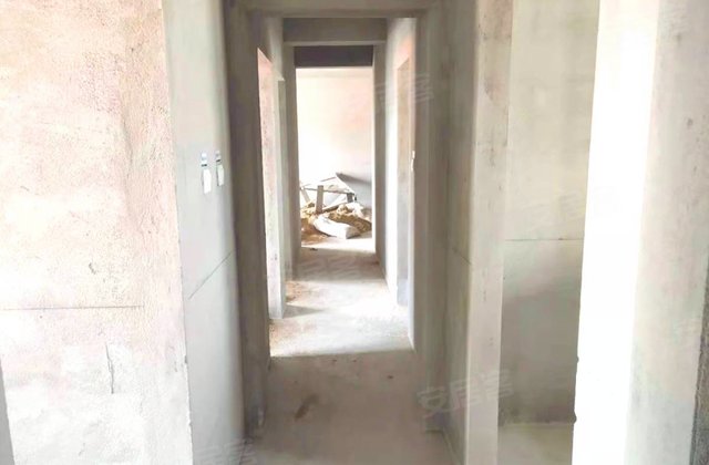 大众置业臻园3室2厅118.34㎡83万二手房图片