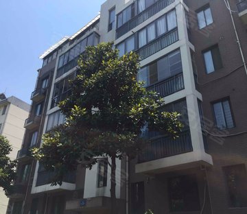 北环西环旁 鑫苑景园两室两厅,中间楼层电梯房,出行方便