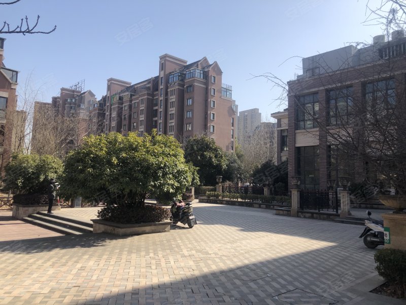 天下锦城温莎城