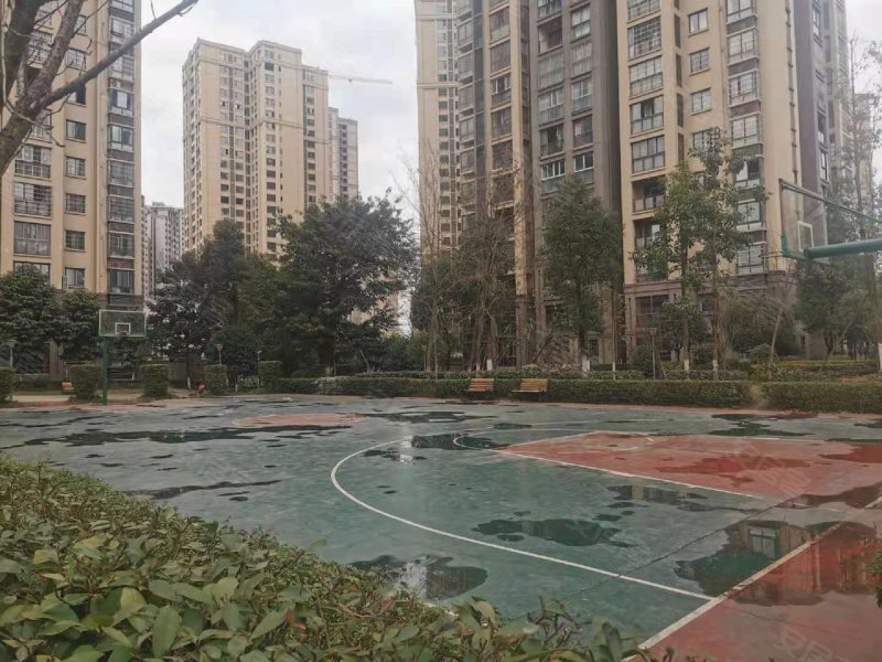 卓然水晶之城