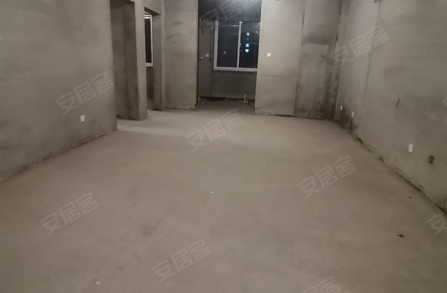 亨通苑3室2厅131㎡92万二手房图片