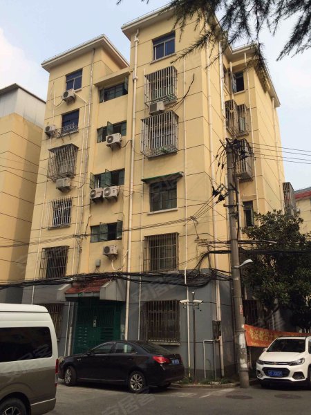 新德路506弄小区 