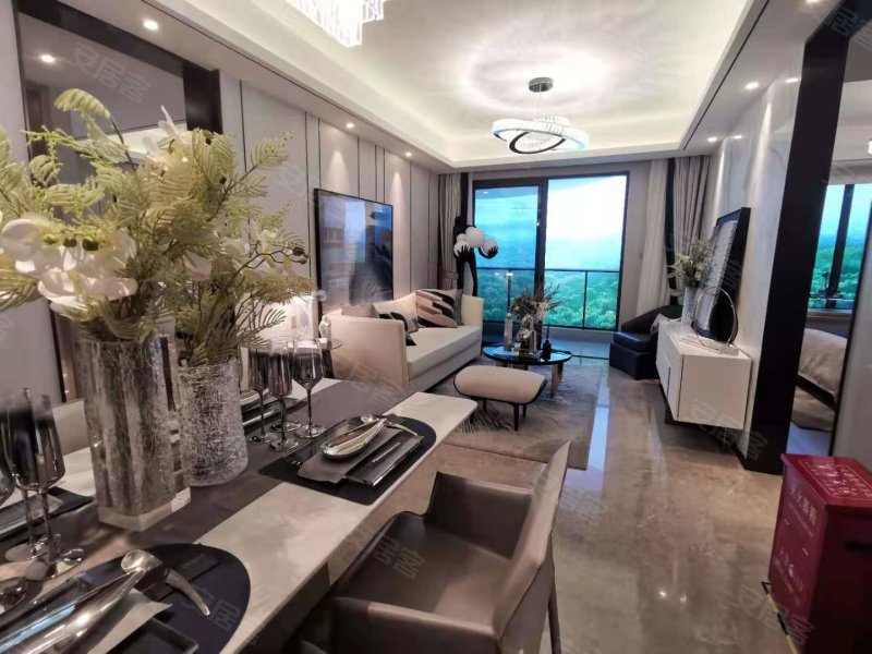 安吉玉园低价急售,精装三房附带车位,品质装修自住