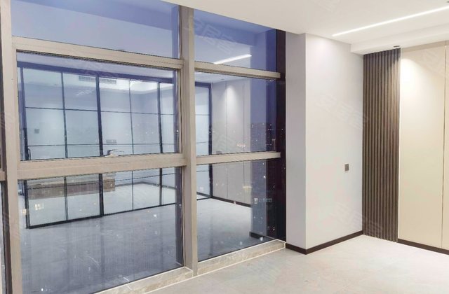 启航精英公寓1室1厅50㎡150万二手房图片