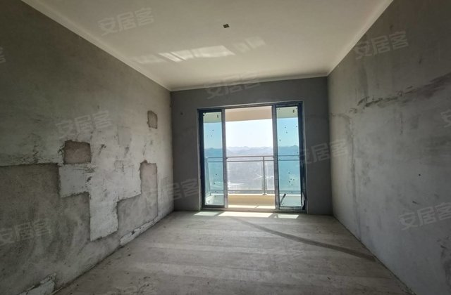 中国中铁世纪山水天麓城3室2厅110㎡43.8万二手房图片