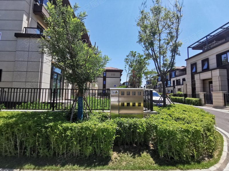 北戴河孔雀城公园海