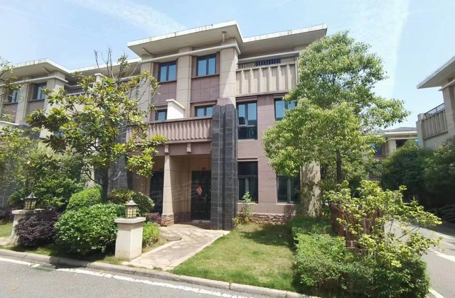 北大资源莲湖锦城3室2厅110㎡58万二手房图片