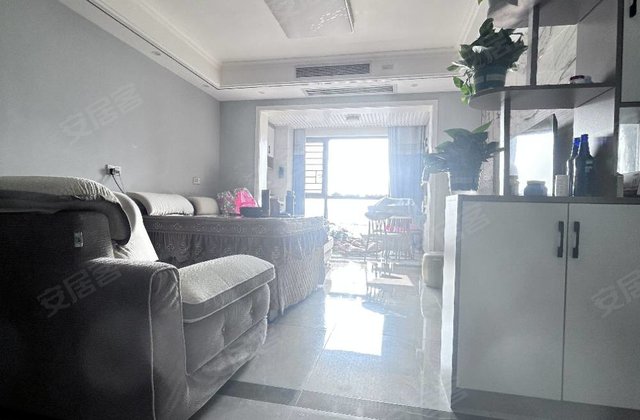 青春里(双峰)3室2厅112㎡56.8万二手房图片