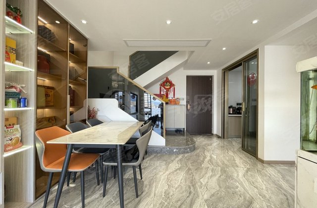 龙祥美第4室2厅120.1㎡138万二手房图片