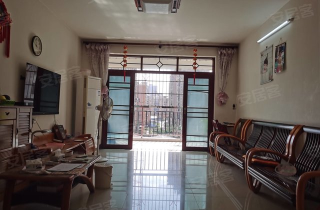 泽坤名仕花园3室2厅112.7㎡44万二手房图片