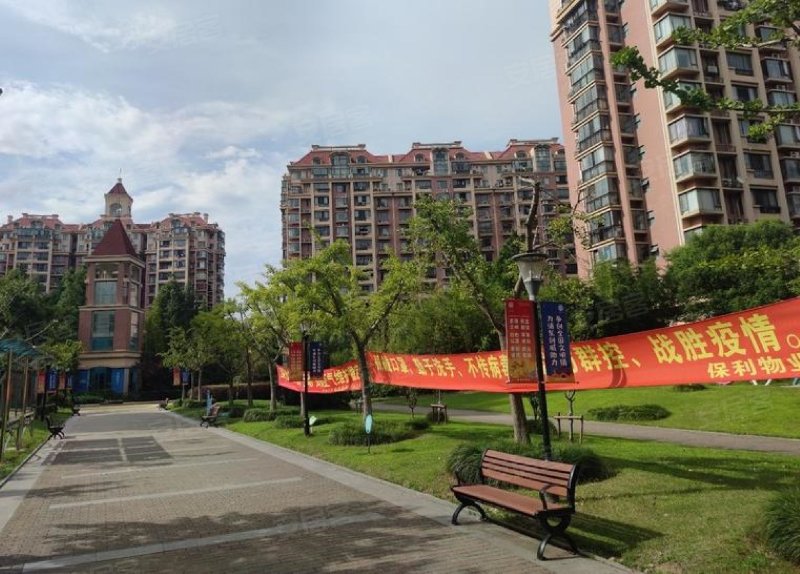 保利金爵公寓,创新西路300弄-上海保利金爵公寓二手房,租房,房价-上海