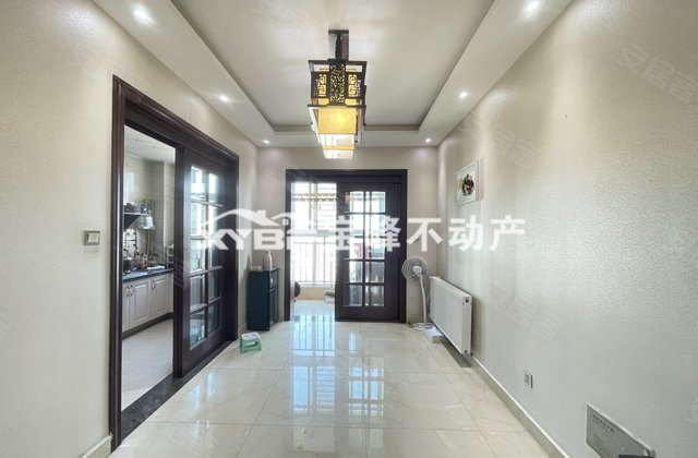东泰一品江南4室2厅165.6㎡122.2万二手房图片