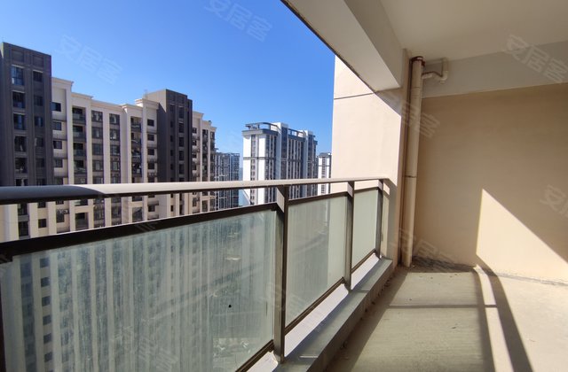 怡轩壹品湾(三区)4室2厅175㎡192.5万二手房图片