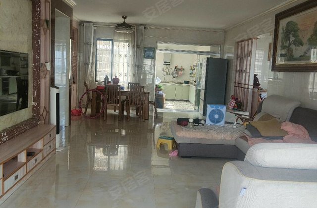 泓和旺角4室2厅138㎡69万二手房图片