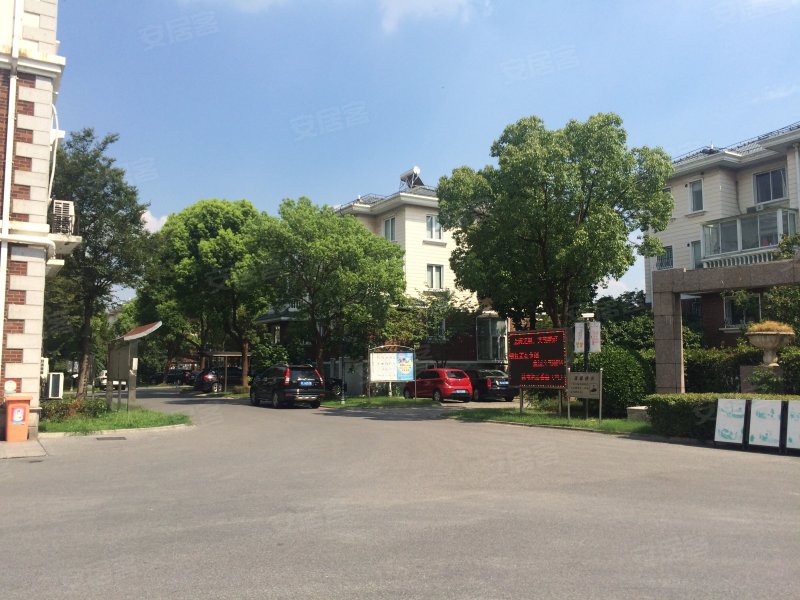 放生池花园(公寓住宅)