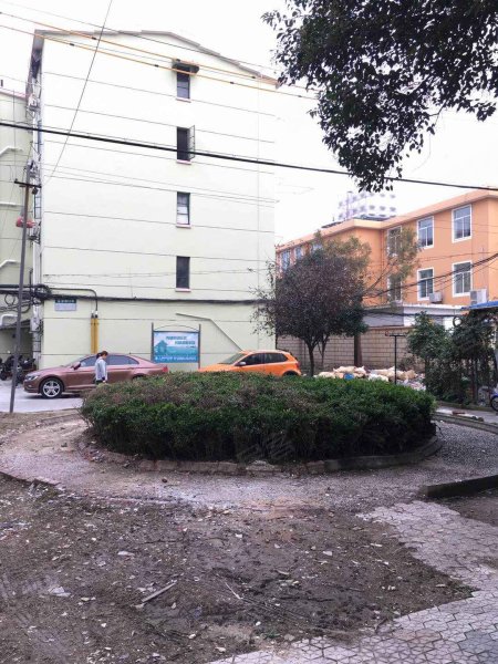 温宿路47弄小区 