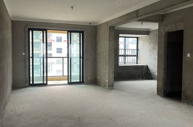 天章华府3室2厅100㎡105万二手房图片