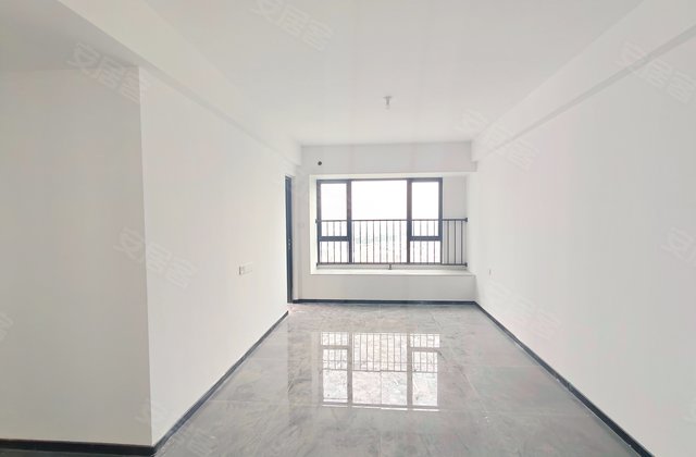 顺伦海心明月3室2厅76㎡60万二手房图片